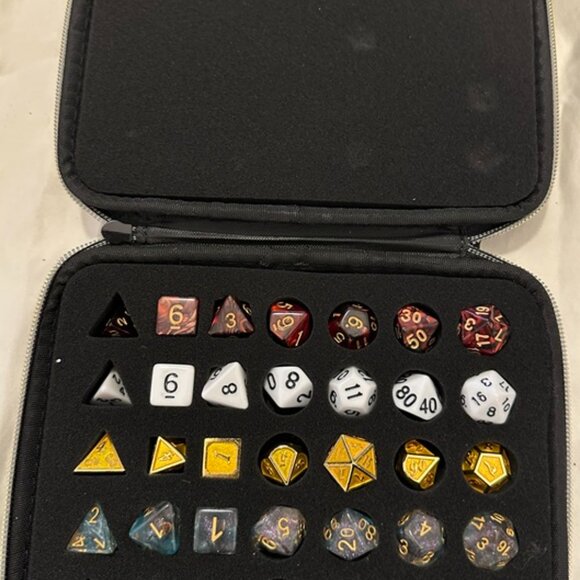 D&D Dice Collector Bundle (5 Sets!) | Polyhedral Dice & Foam Storage Case | RPG - Picture 4 of 4